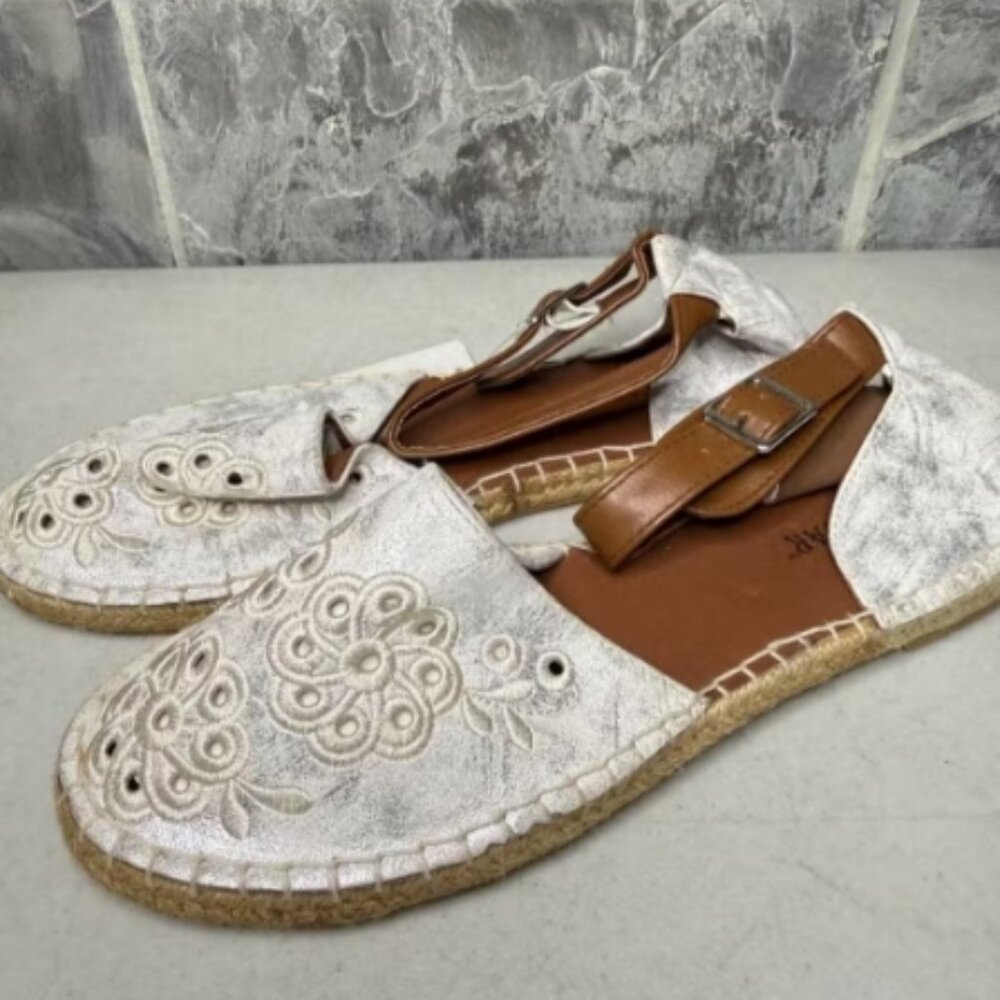 NWT TF STAR Jute Rope Silver Espadrilles Size 9